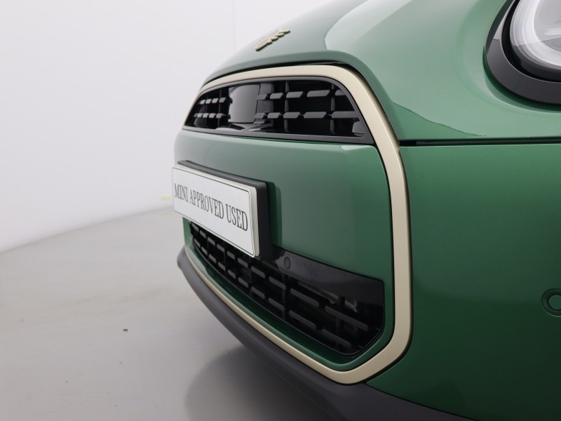 2025 (25) MINI COOPER 1.5 C Exclusive 5dr Auto 5706669
