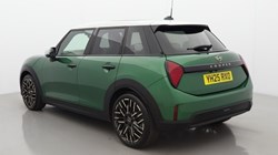 2025 (25) MINI COOPER 1.5 C Exclusive 5dr Auto 5706654