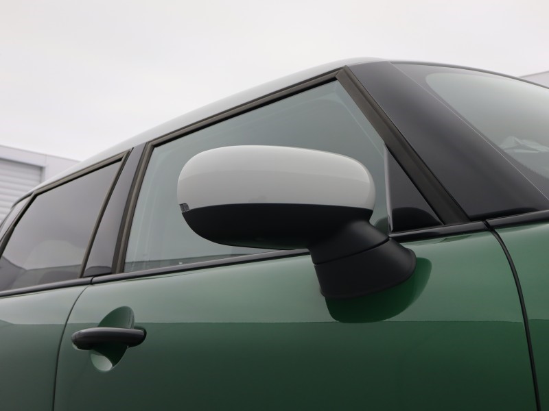 2025 (25) MINI COOPER 1.5 C Exclusive 5dr Auto 5706671