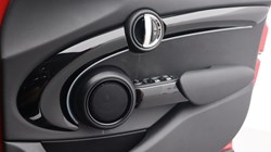2024 (73) MINI HATCHBACK 1.5 Cooper Classic Premium 5dr Auto 5712999