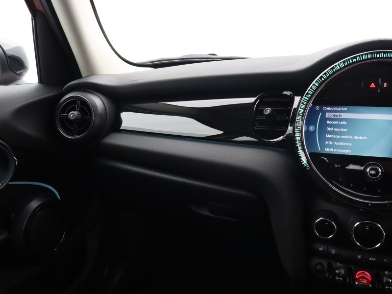 2024 (73) MINI HATCHBACK 1.5 Cooper Classic Premium 5dr Auto 5713026