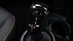 2024 (73) MINI HATCHBACK 1.5 Cooper Classic Premium 5dr Auto 5713010