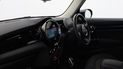 2024 (73) MINI HATCHBACK 1.5 Cooper Classic Premium 5dr Auto 5712990