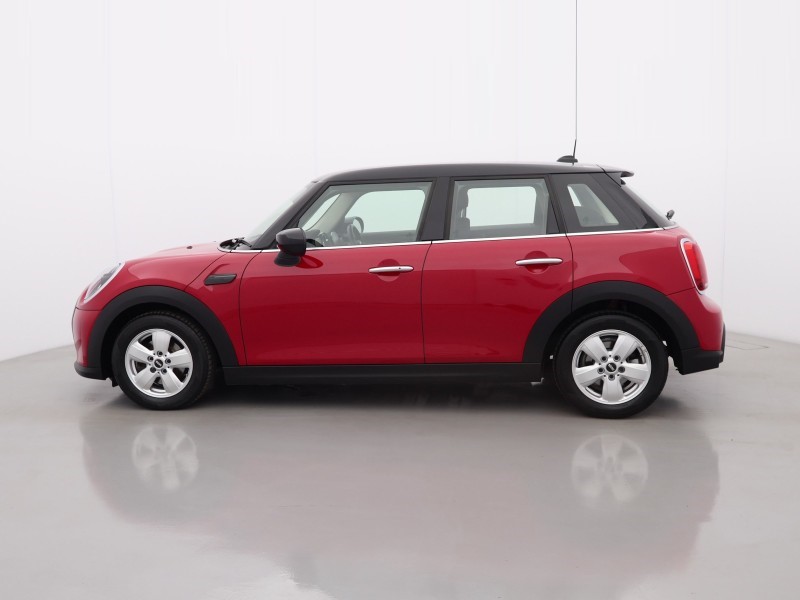 2024 (73) MINI HATCHBACK 1.5 Cooper Classic Premium 5dr Auto 5712978