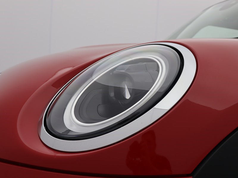 2024 (73) MINI HATCHBACK 1.5 Cooper Classic Premium 5dr Auto 5712992