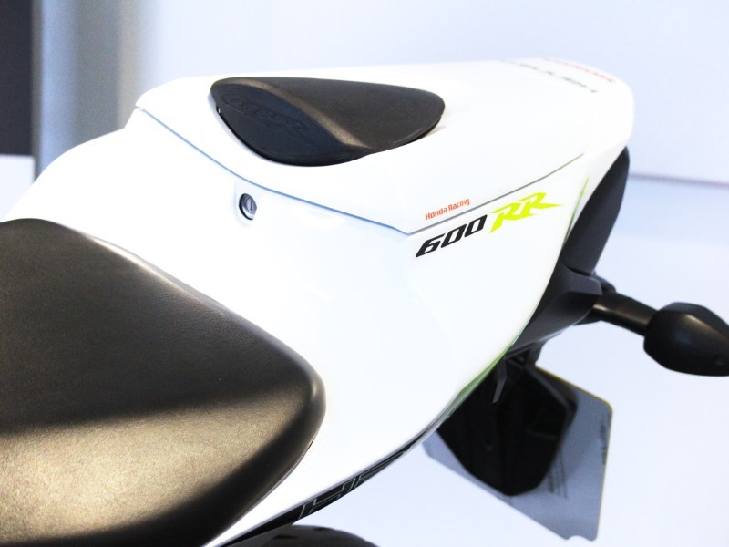 2009 (09) HONDA CBR600RR Hanspree 3607749