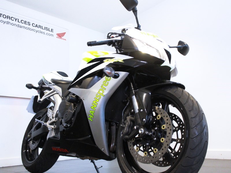 2009 (09) HONDA CBR600RR Hanspree 3607746