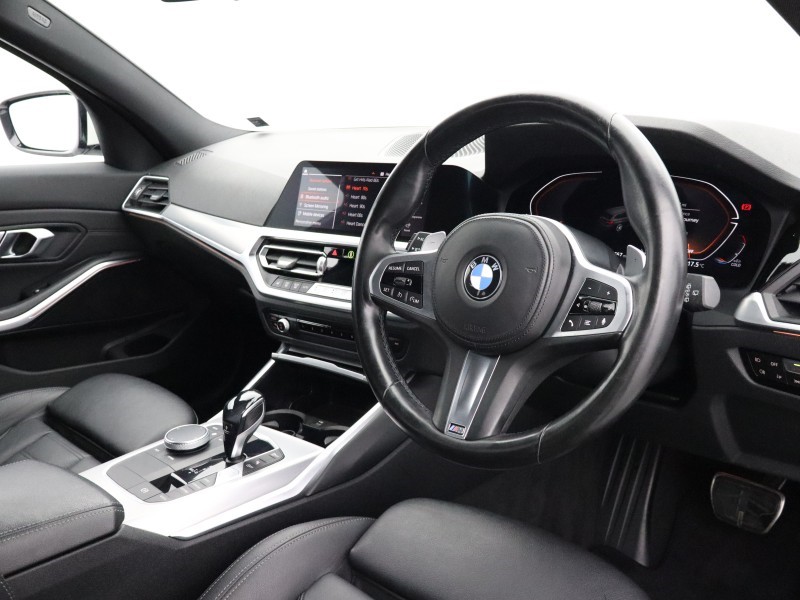 2020 (70) BMW 3 SERIES 320i M Sport 5dr Step Auto 5749351