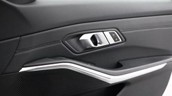 2020 (70) BMW 3 SERIES 320i M Sport 5dr Step Auto 5749353