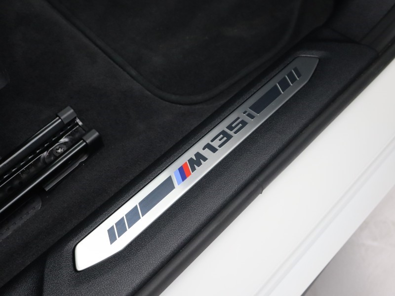 2024 (24) BMW 1 SERIES M135i xDrive 5dr Step Auto 5696928