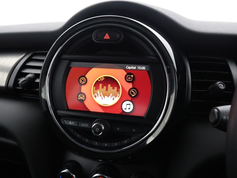 2019 (19) MINI HATCHBACK 1.5 Cooper Exclusive II 3dr 5729711