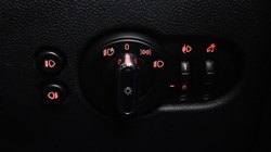 2019 (19) MINI HATCHBACK 1.5 Cooper Exclusive II 3dr 5729723