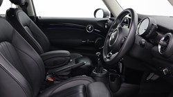 2019 (19) MINI HATCHBACK 1.5 Cooper Exclusive II 3dr 5729693