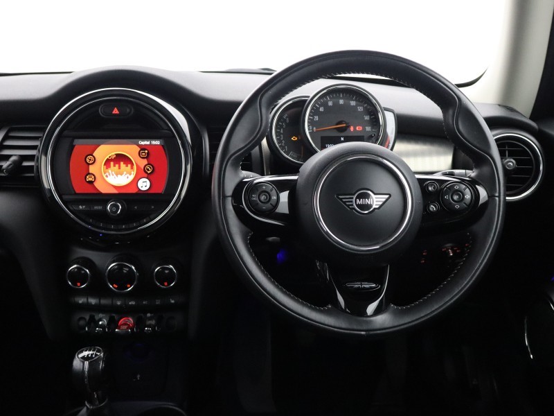 2019 (19) MINI HATCHBACK 1.5 Cooper Exclusive II 3dr 5729700