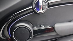 2019 (19) MINI HATCHBACK 1.5 Cooper Exclusive II 3dr 5729695
