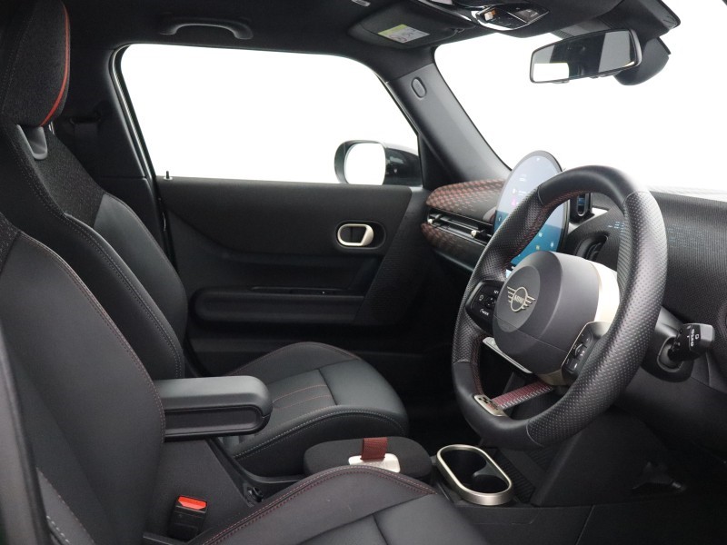 2025 (75) MINI COOPER 1.5 C Sport 5dr Auto 5751600