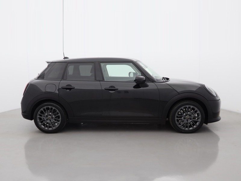 2025 (75) MINI COOPER 2.0 S Classic 5dr Auto 5807678