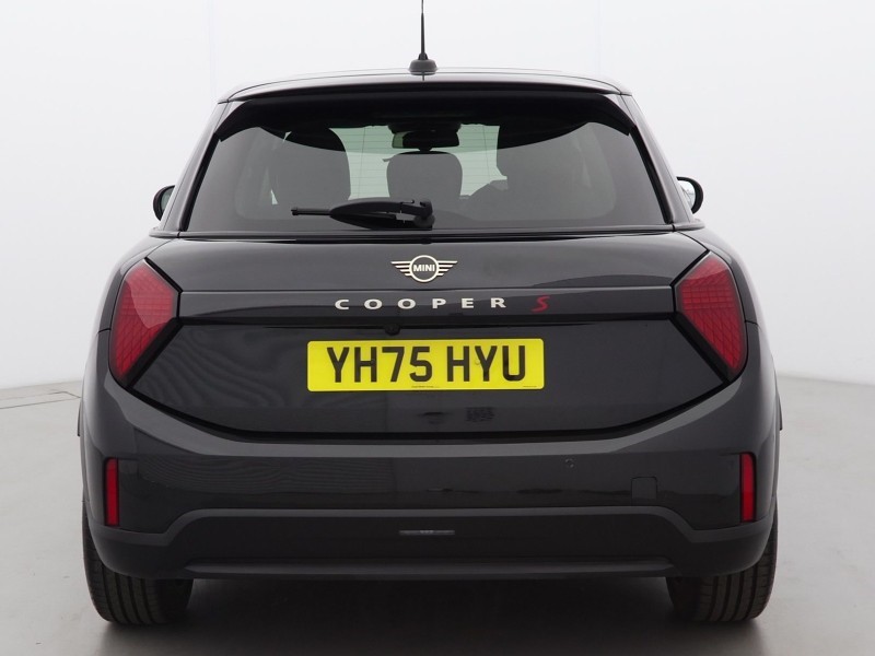 2025 (75) MINI COOPER 2.0 S Classic 5dr Auto 5807676