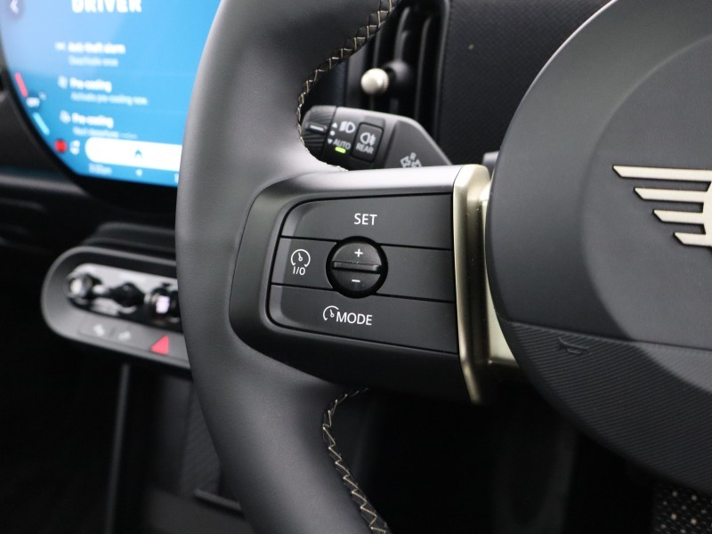 2025 (75) MINI COOPER 2.0 S Classic 5dr Auto 5807709