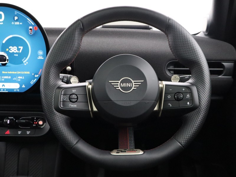 2025 (75) MINI COOPER 2.0 S Sport 5dr Auto 5768388
