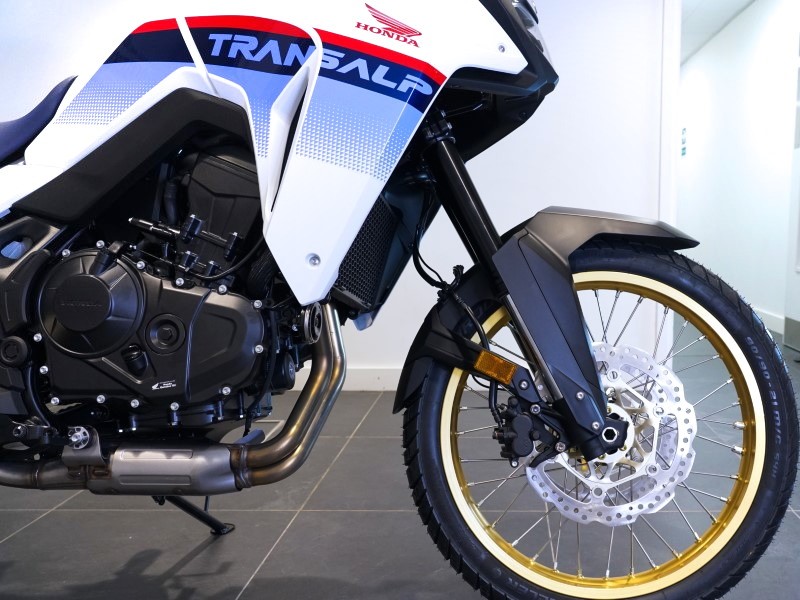 2024 (74) Honda XL750 Transalp 3726130