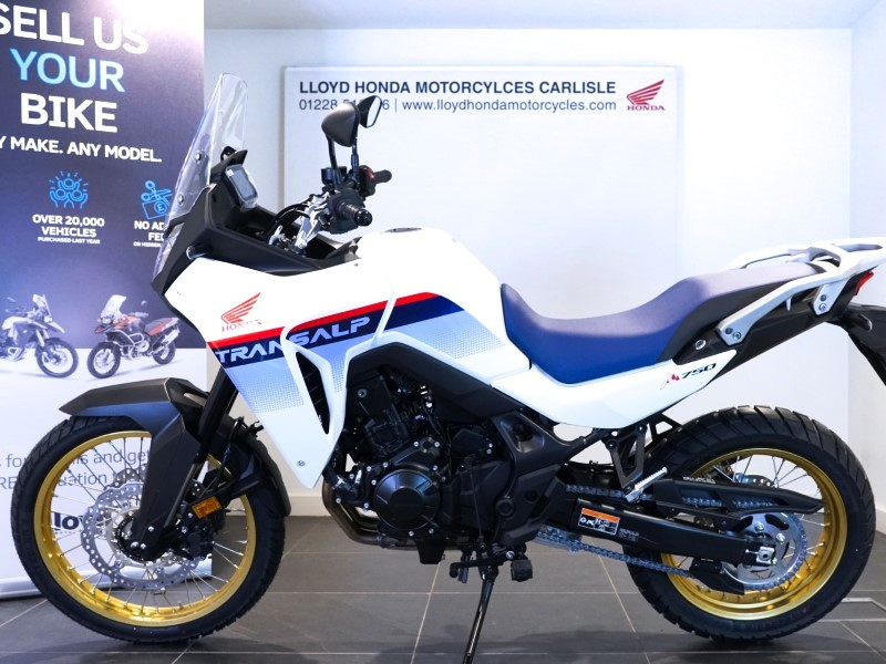 2024 (74) Honda XL750 Transalp 3726112