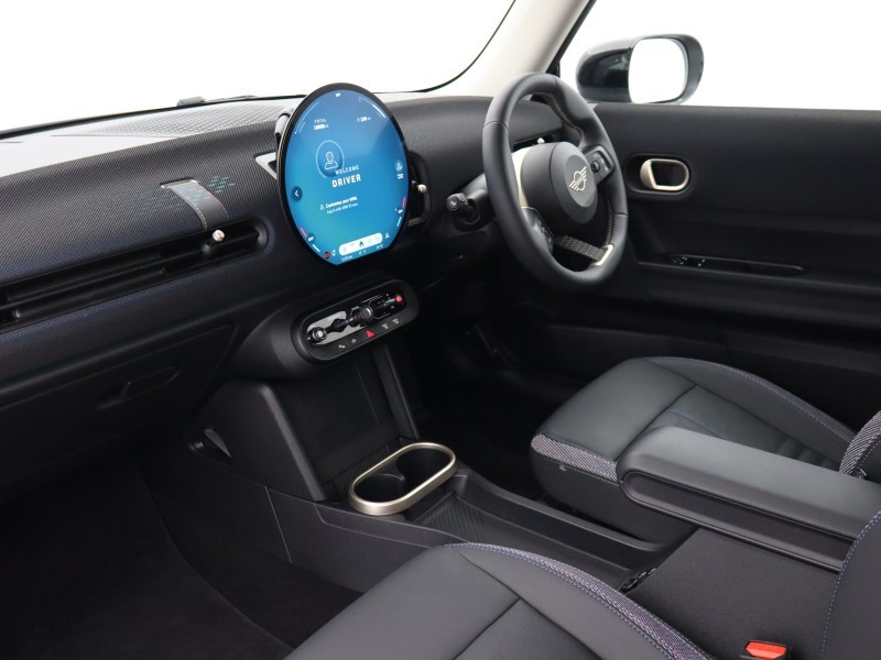 2024 (74) MINI COOPER 1.5 C Classic 3dr Auto 5733087