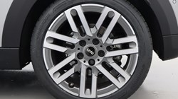 2024 (74) MINI COOPER 1.5 C Classic 3dr Auto 5733088