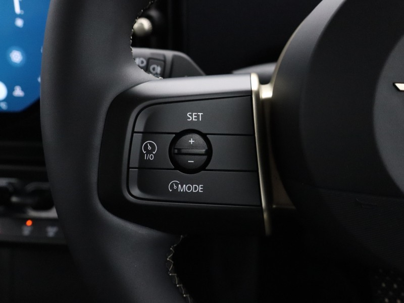 2024 (74) MINI COOPER 1.5 C Classic 3dr Auto 5733115