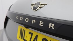 2024 (74) MINI COOPER 1.5 C Classic 3dr Auto 5733080
