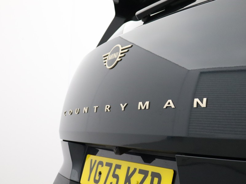 2025 (75) MINI COUNTRYMAN 1.5 C Classic 5dr Auto 5805218
