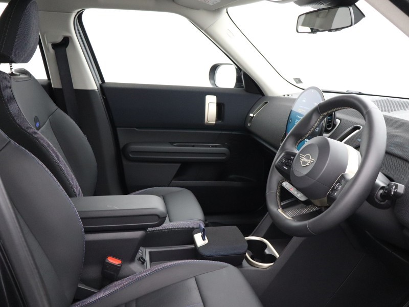 2025 (75) MINI COUNTRYMAN 1.5 C Classic 5dr Auto 5805233