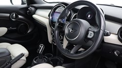 2023 (73) MINI HATCHBACK 1.5 Cooper Exclusive Premium 5dr Auto 5776757