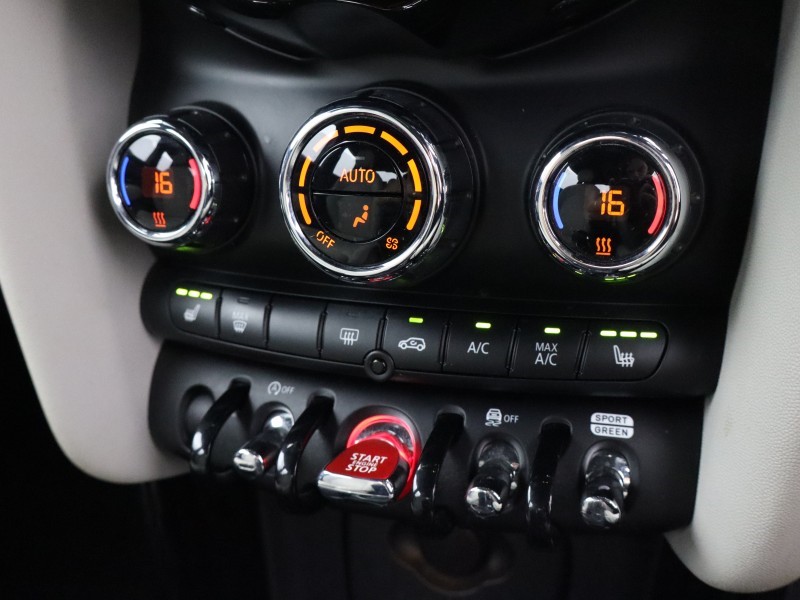 2023 (73) MINI HATCHBACK 1.5 Cooper Exclusive Premium 5dr Auto 5776766