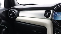 2023 (73) MINI HATCHBACK 1.5 Cooper Exclusive Premium 5dr Auto 5776790