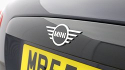2023 (73) MINI HATCHBACK 1.5 Cooper Exclusive Premium 5dr Auto 5776746