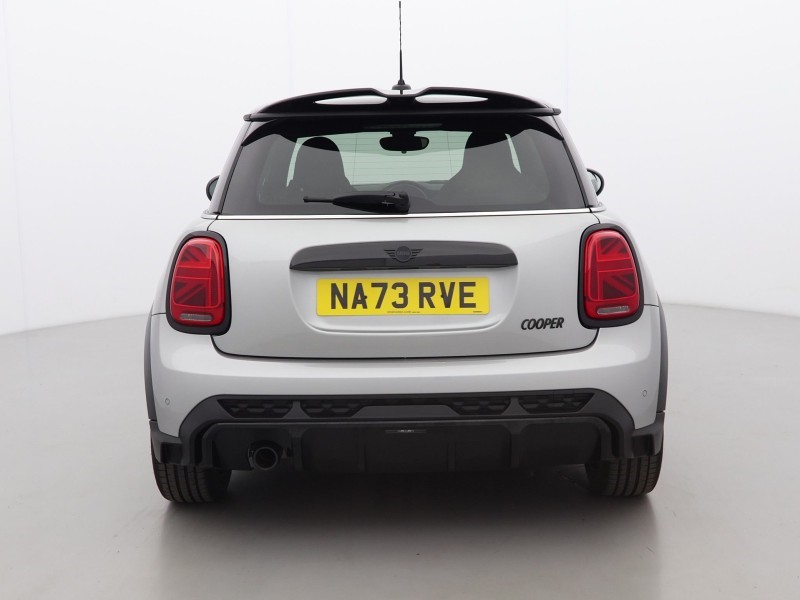 2023 (73) MINI HATCHBACK 1.5 Cooper Sport 3dr Auto 5735436