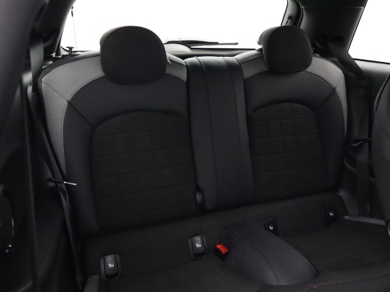 2023 (73) MINI HATCHBACK 1.5 Cooper Sport 3dr Auto 5735455