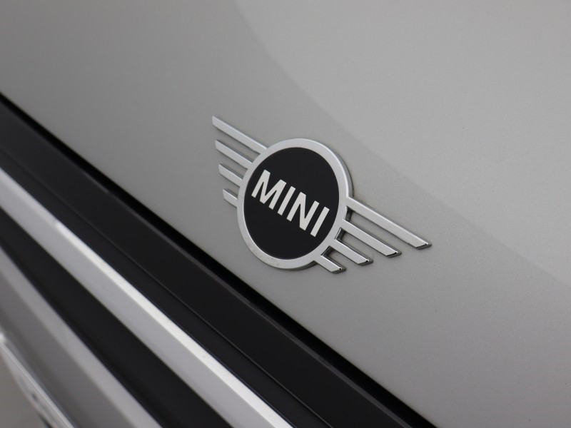 2024 (24) MINI HATCHBACK 1.5 Cooper Classic 3dr Auto 5725516