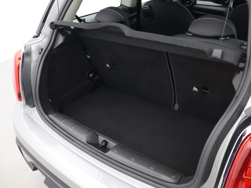 2024 (24) MINI HATCHBACK 1.5 Cooper Classic 3dr Auto 5725508