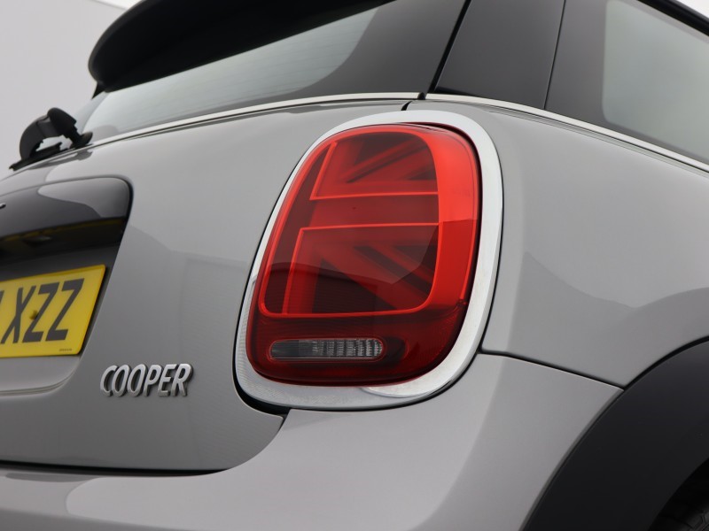 2024 (24) MINI HATCHBACK 1.5 Cooper Classic 3dr Auto 5725504