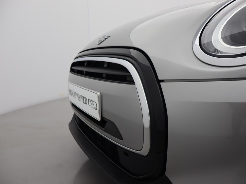 2024 (24) MINI HATCHBACK 1.5 Cooper Classic 3dr Auto 5725515