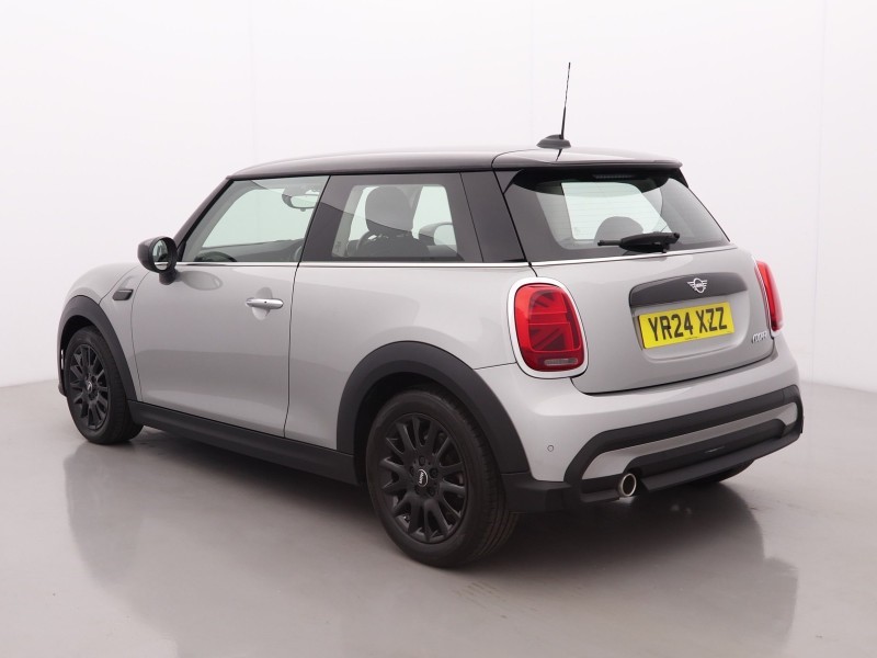 2024 (24) MINI HATCHBACK 1.5 Cooper Classic 3dr Auto 5725501