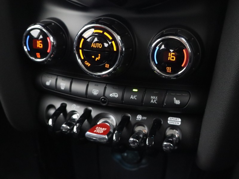 2024 (24) MINI HATCHBACK 1.5 Cooper Classic 3dr Auto 5725549