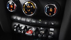 2024 (24) MINI HATCHBACK 1.5 Cooper Classic 3dr Auto 5725549