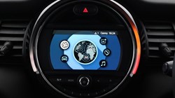 2020 (20) MINI HATCHBACK 1.5 Cooper Classic II 3dr 5740558