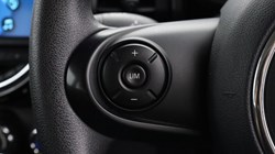 2020 (20) MINI HATCHBACK 1.5 Cooper Classic II 3dr 5740562