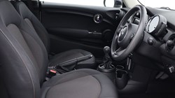 2020 (20) MINI HATCHBACK 1.5 Cooper Classic II 3dr 5740549
