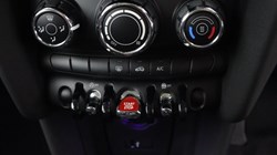 2020 (20) MINI HATCHBACK 1.5 Cooper Classic II 3dr 5740570