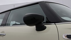 2020 (20) MINI HATCHBACK 1.5 Cooper Classic II 3dr 5740547
